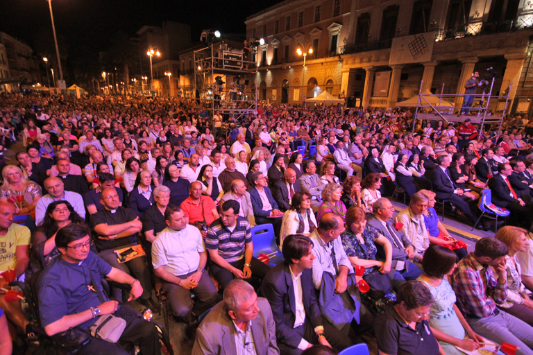 10 piazze per 10 comandamenti - Bari - 15.06.2013_029