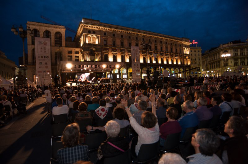 10 piazze per 10 comandamenti - Milano - 08.06.201_036