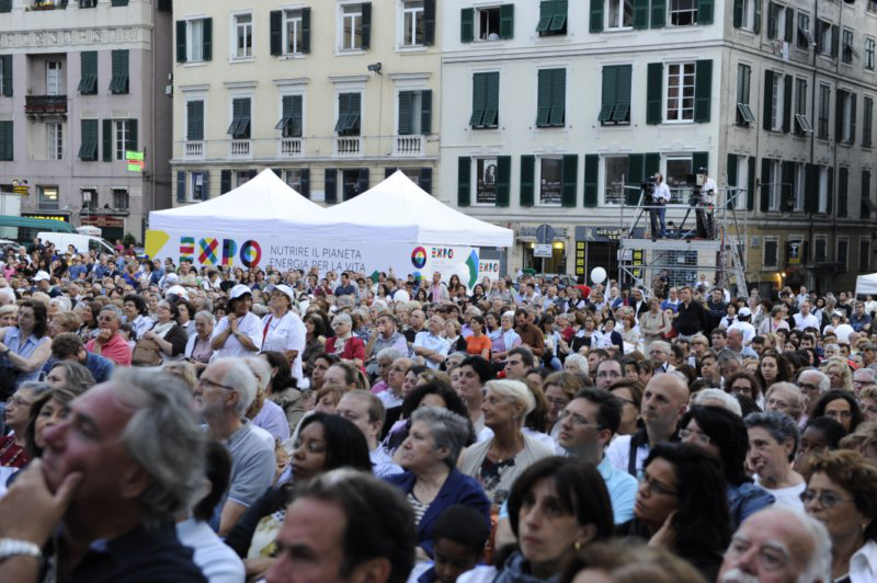 10 Piazze per 10 Comandamenti - Genova