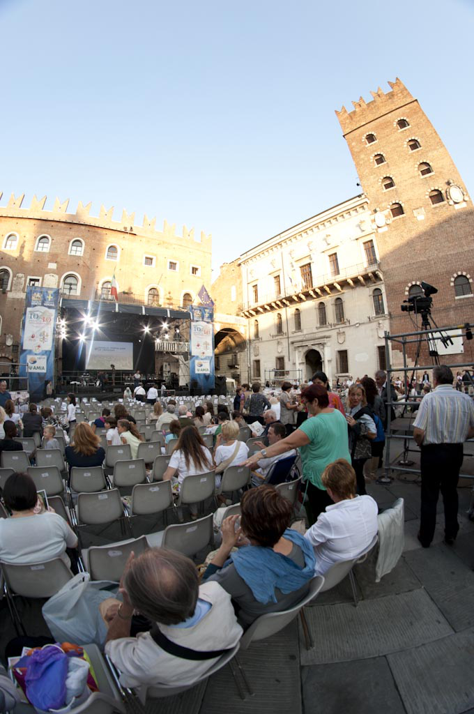 Verona - 10 Piazze per 10 Comandamenti _004