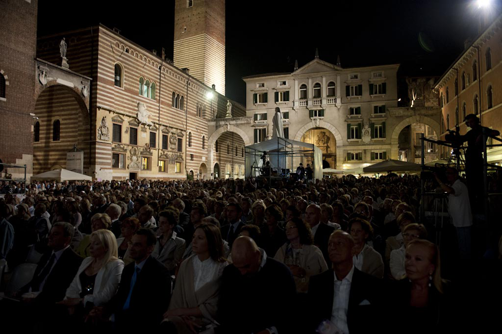 Verona - 10 Piazze per 10 Comandamenti _018