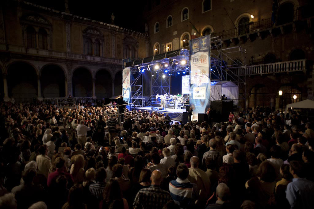 Verona - 10 Piazze per 10 Comandamenti _031