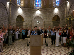 Preghiera per una nuova Effusione dello Spirito - Gerusalemme, Chiesa della Dormizione di Maria - Clicca per ingrandire...
